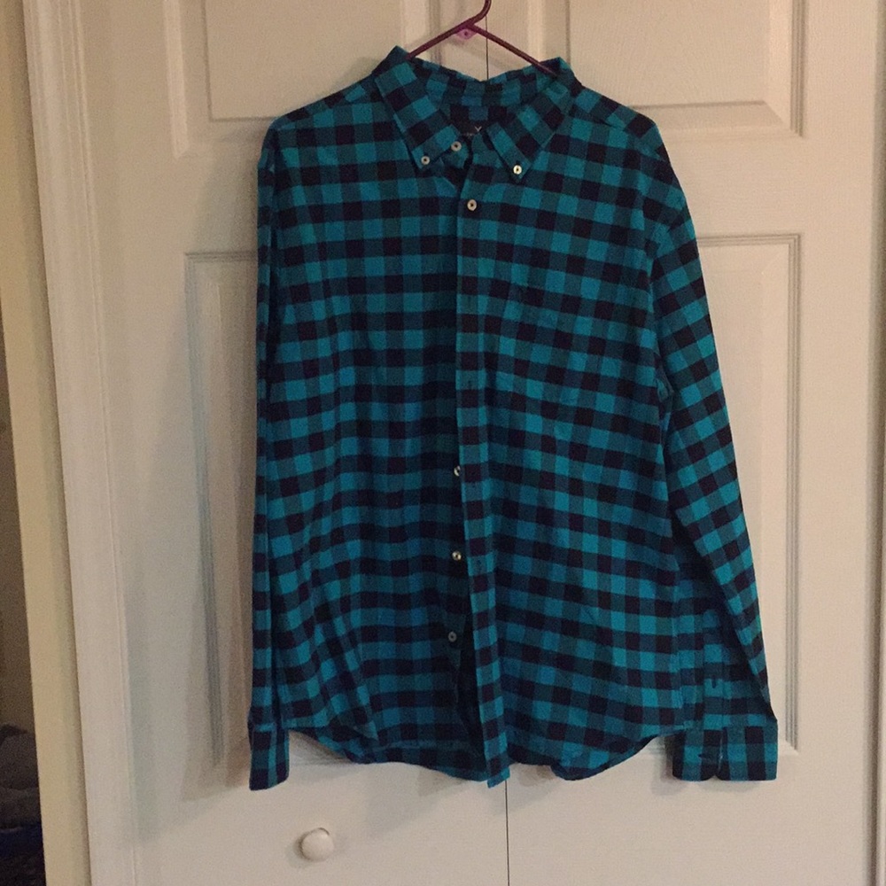 American Eagle Button Up Shirt -Mens